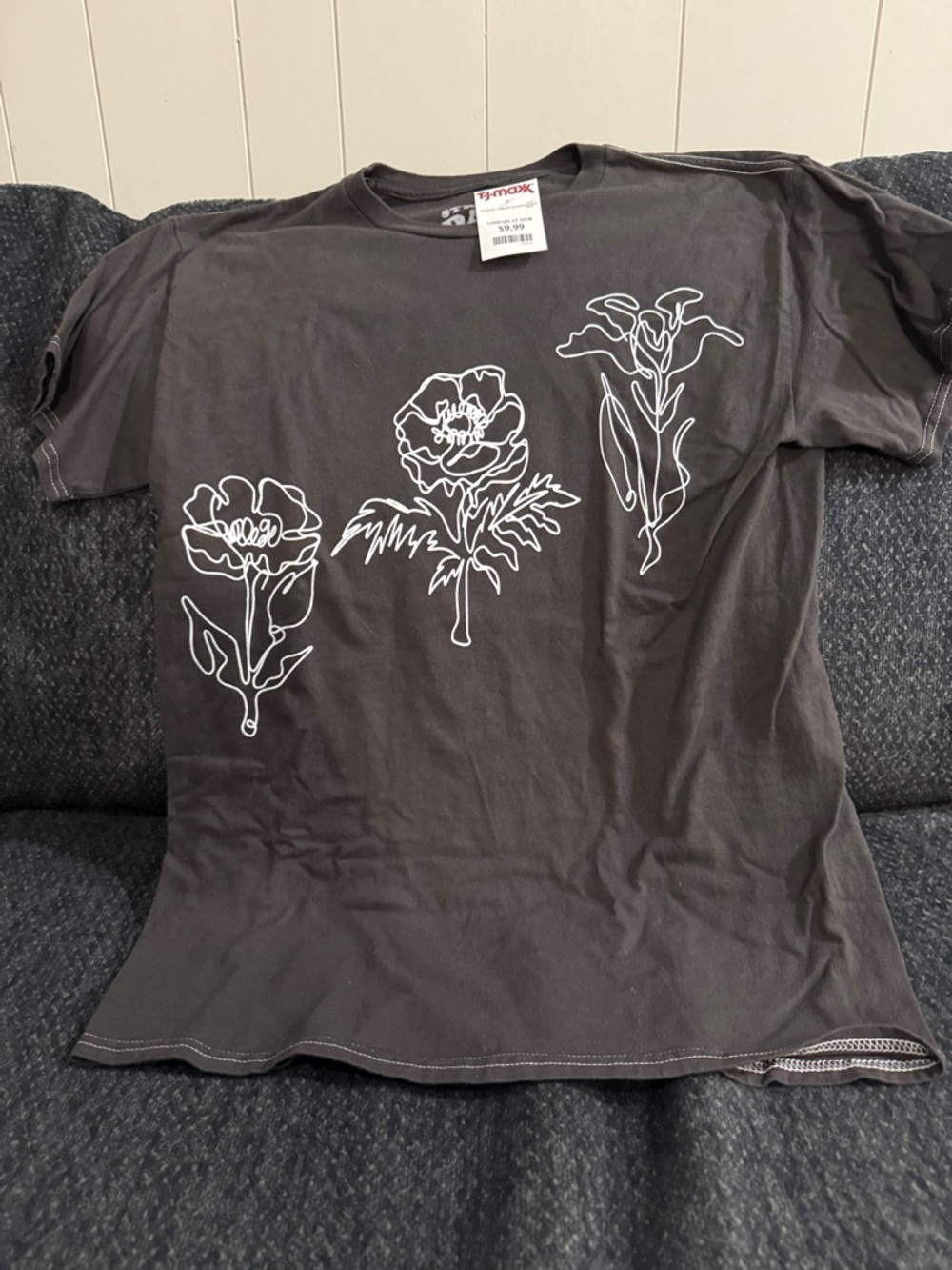 Black Floral Outline Graphic Tee
